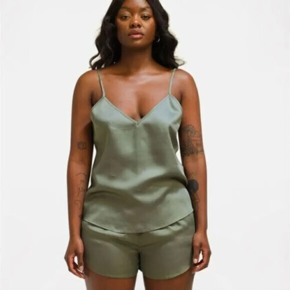 NWT Ettitude Women’s Olive Green Sateen Cami  Adjustable Strap Bamboo - Size XL